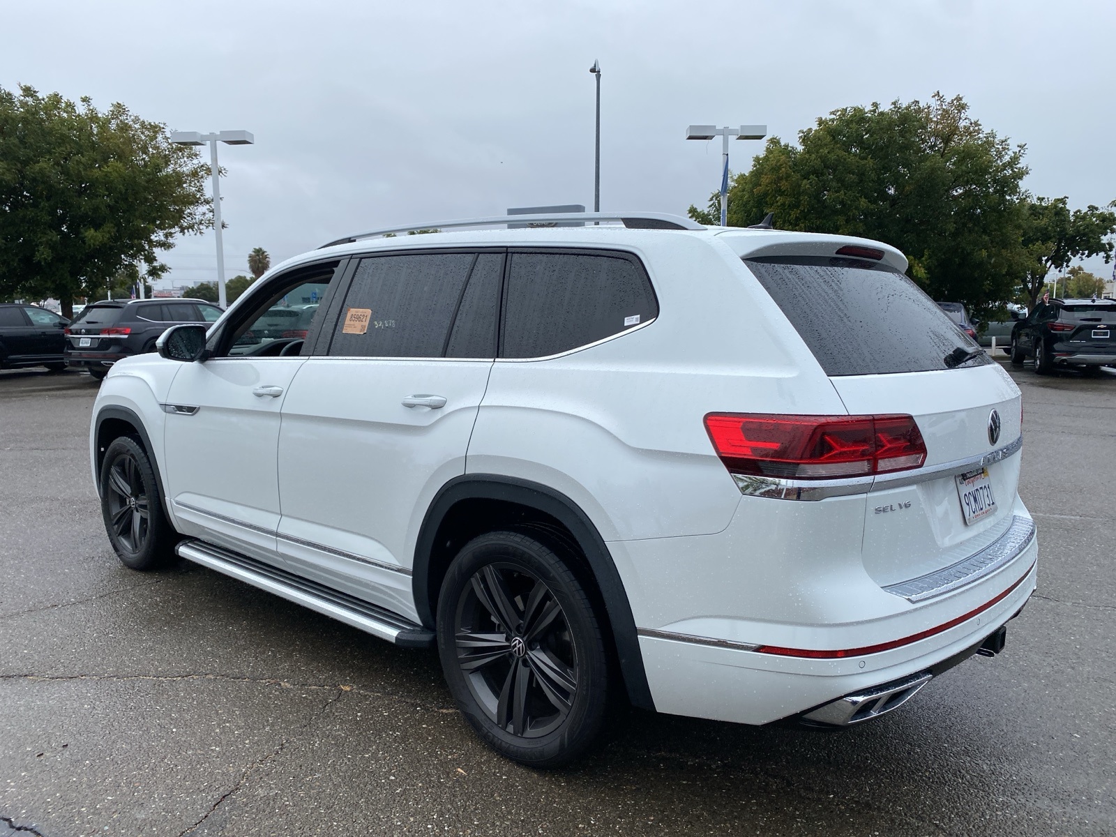 2022 Volkswagen Atlas V6 SEL R-Line photo 6