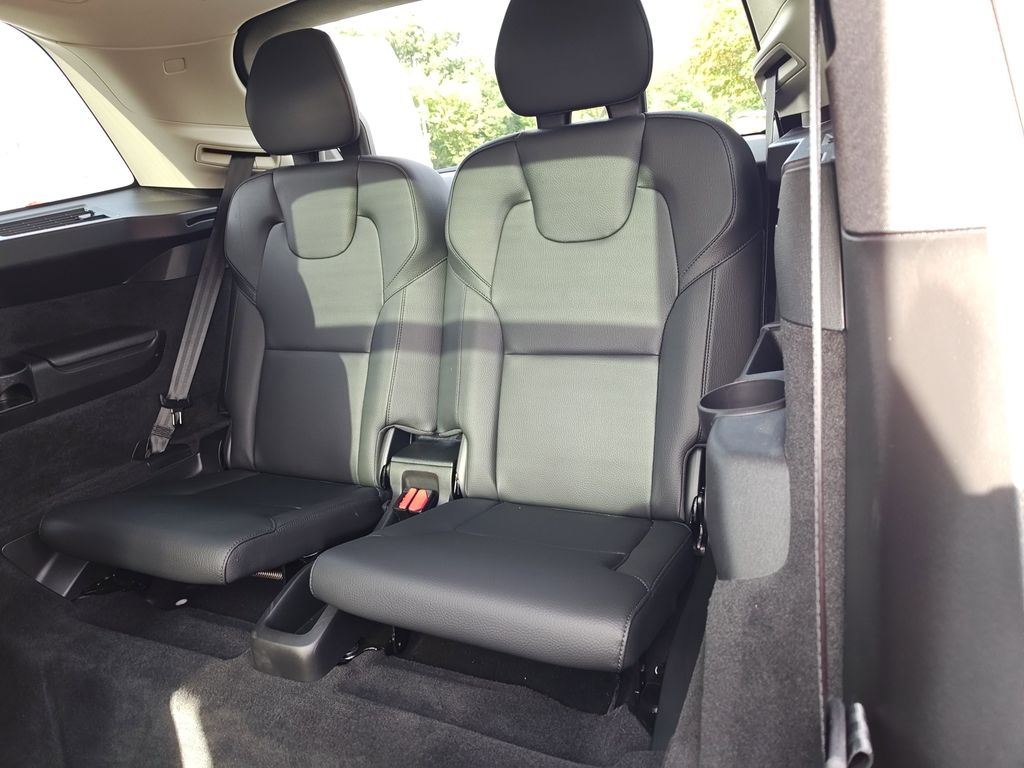 2024 Volvo XC90 Plus photo 31