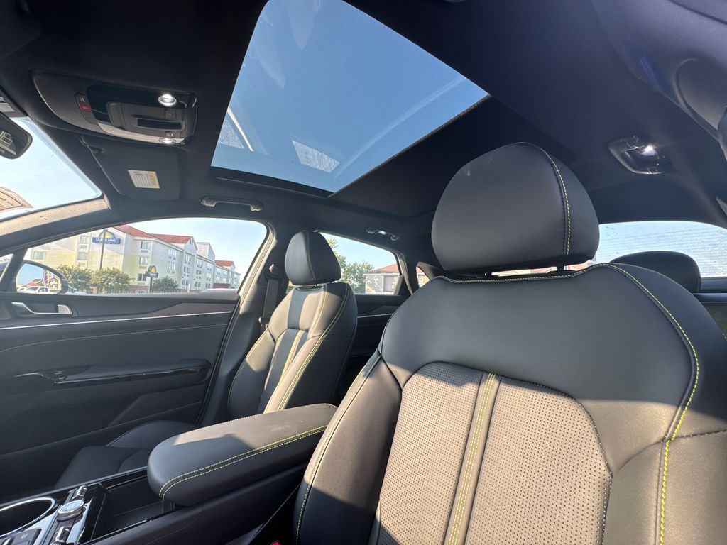2026 Kia K5 GT photo 30