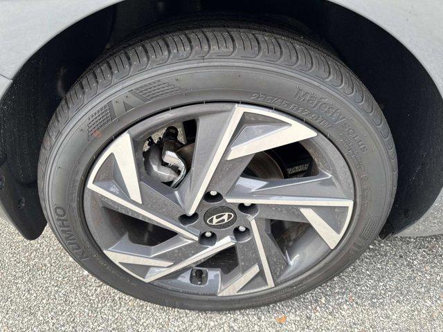 2025 Hyundai Elantra SEL Sport photo 25