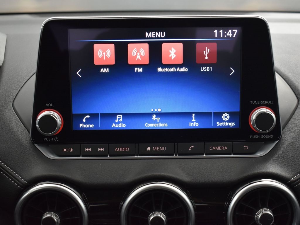 2025 Nissan Sentra SV photo 10