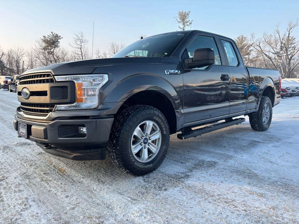 2020 Ford F-150 XL's photo