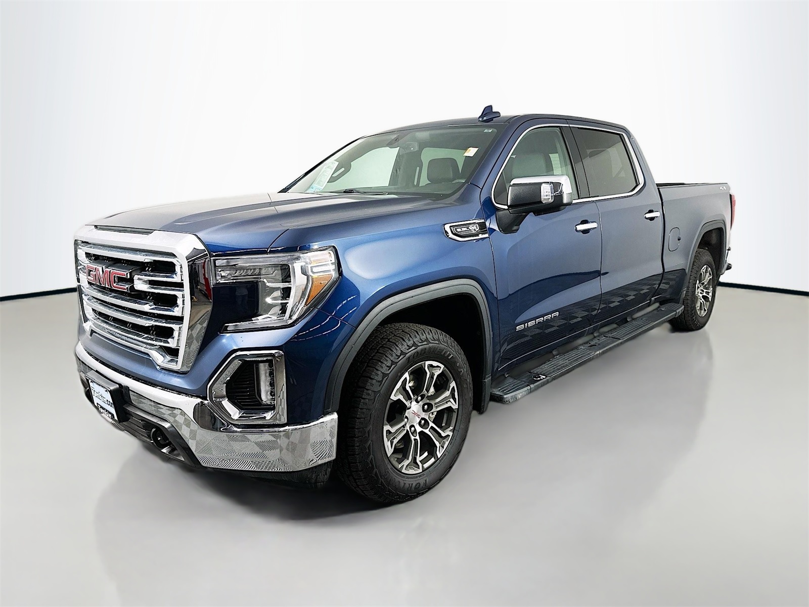 2019 Gmc Sierra 1500 SLT photo 3