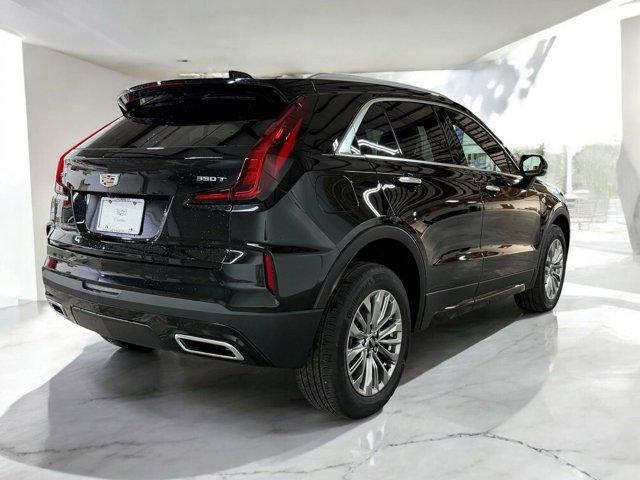 2025 Cadillac XT4 Premium Luxury photo 6