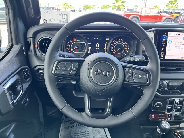 2025 Jeep Wrangler Rubicon photo 7