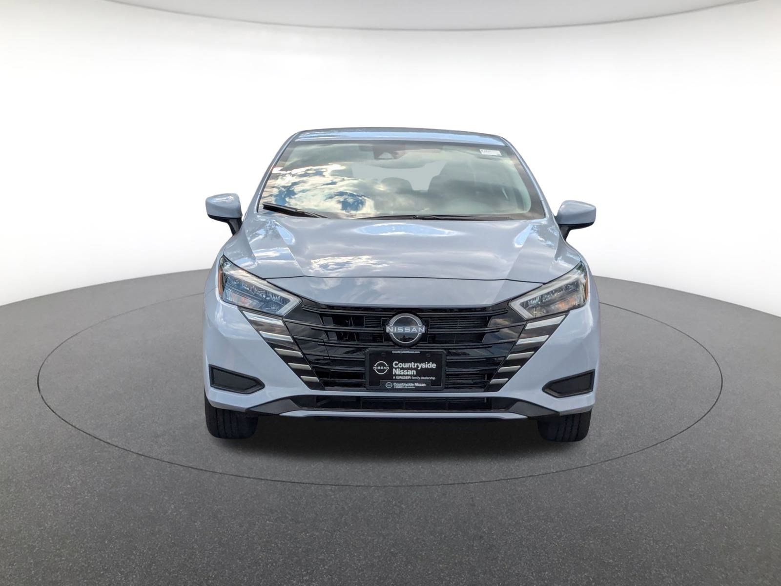 2025 Nissan Versa SV photo 2
