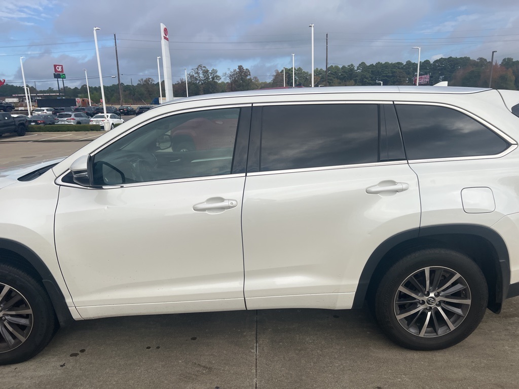 2018 Toyota Highlander XLE's photo