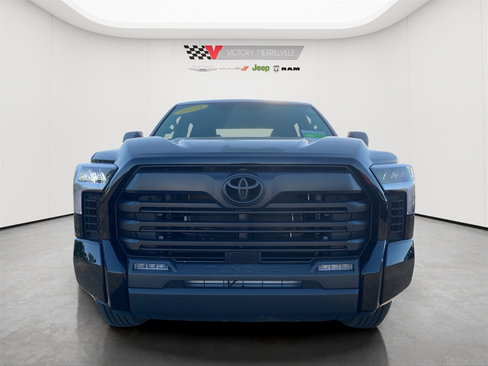 2024 Toyota Tundra SR5 photo 8