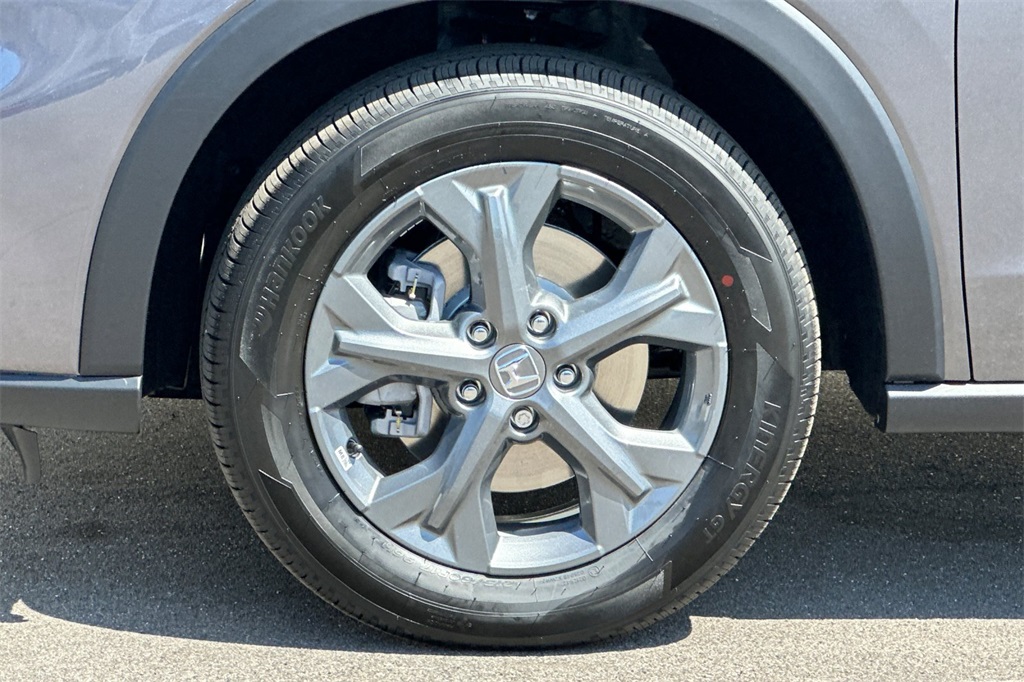 2026 Honda HR-V LX photo 30