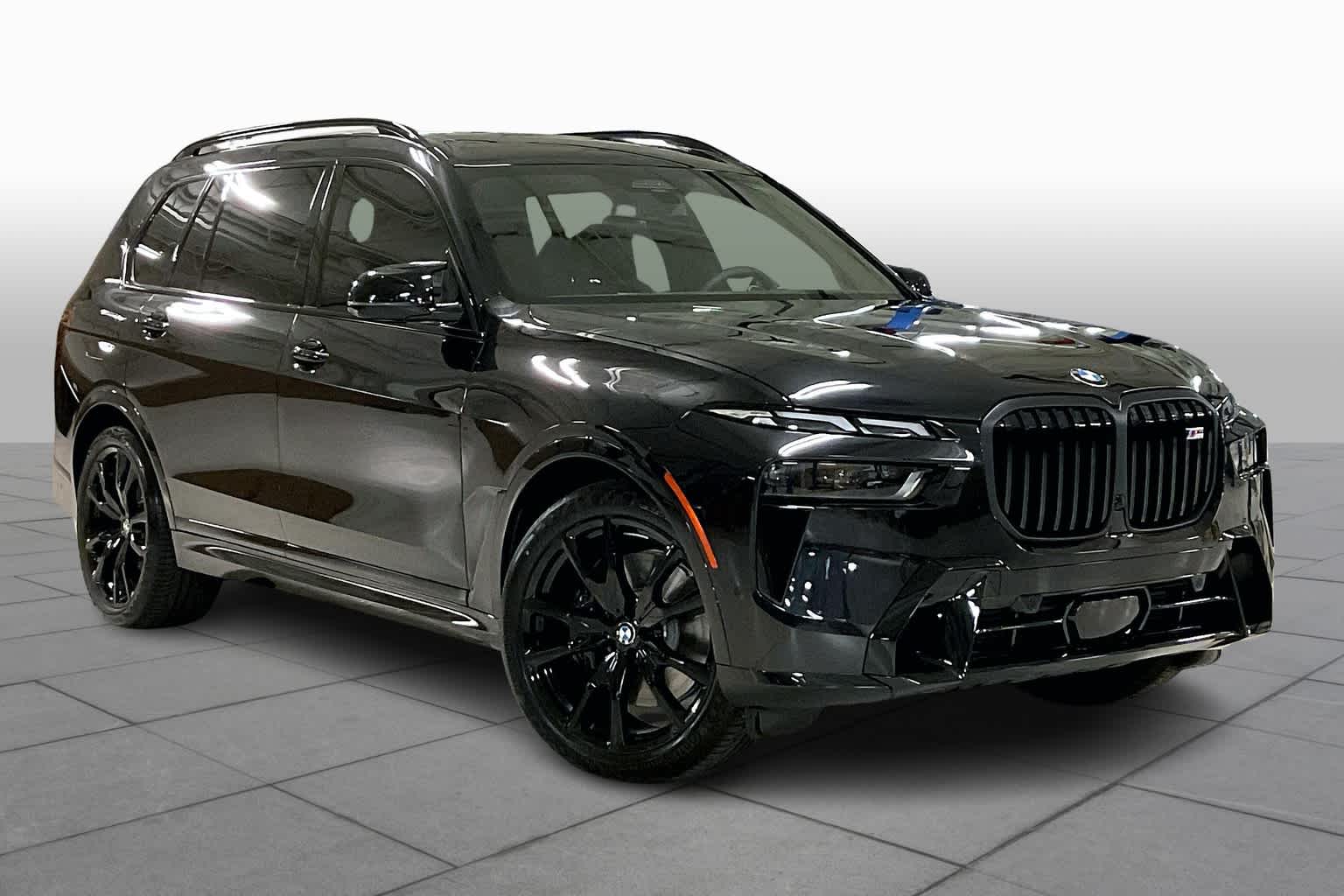 New 2025 BMW X7 M60i Sport Utility in Houston S9W46543 AcceleRide