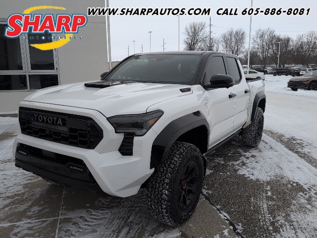 2025 Toyota Tacoma TRD Pro's photo