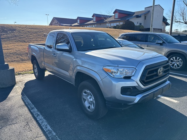2023 Toyota Tacoma SR's photo