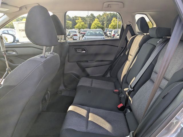 2026 Nissan Rogue SV photo 9