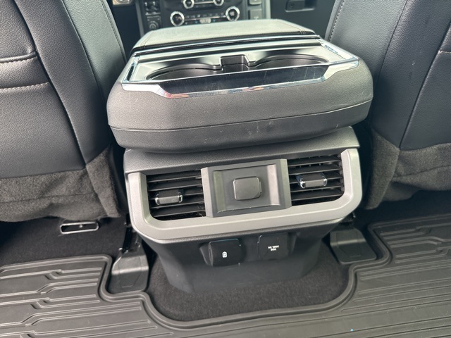 2024 Ford F-150 Lariat photo 36