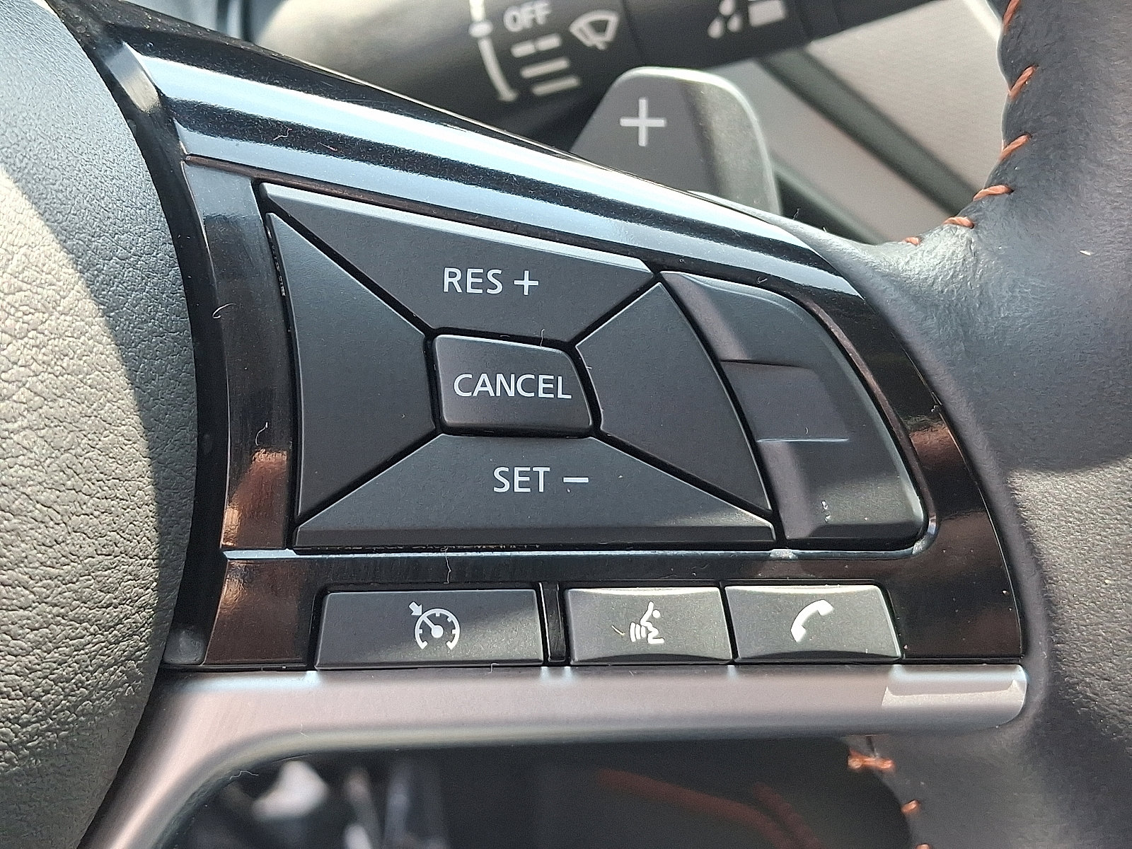 2023 Nissan Altima 2.5 SR photo 22