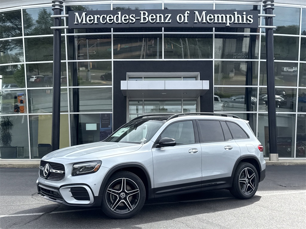 2025 Mercedes-Benz GLB Base's photo