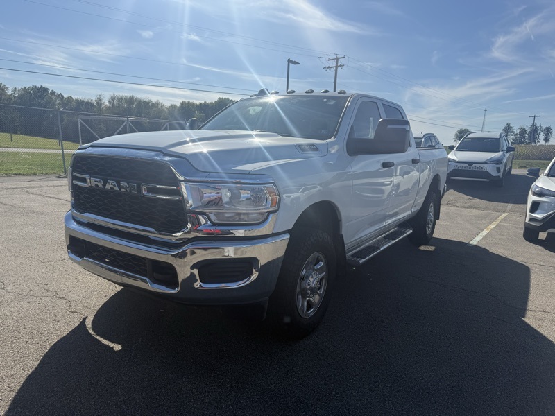 2024 Ram 2500 Tradesman photo 3