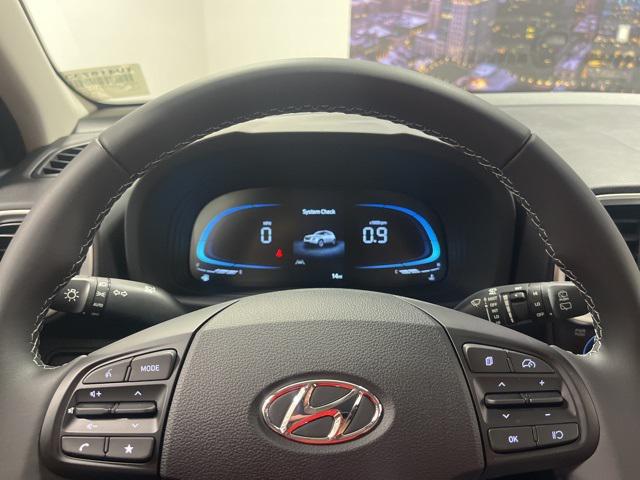 2026 Hyundai Venue SEL photo 12