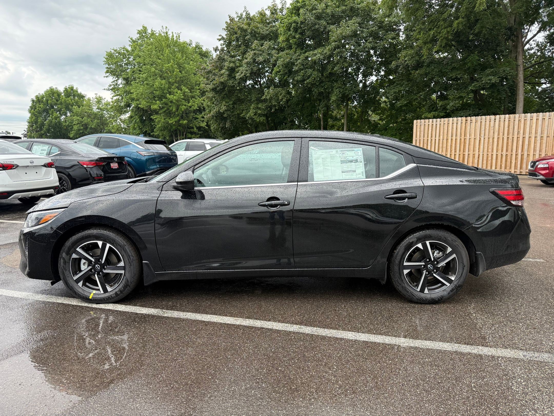 2025 Nissan Sentra SV photo 9