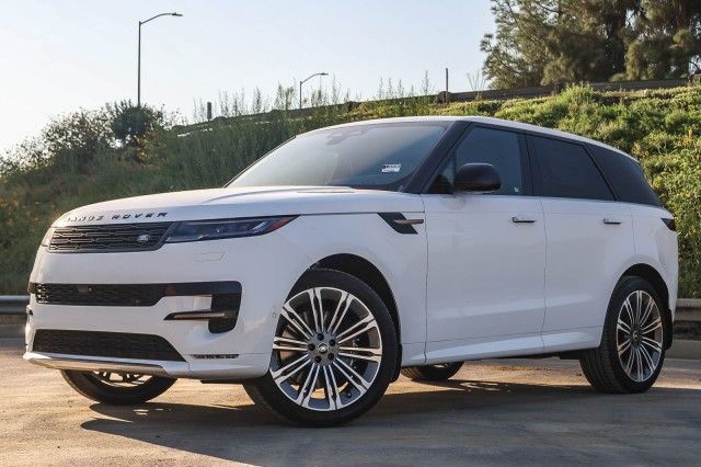2025 Land Rover Range Rover Sport Dynamic SE's photo