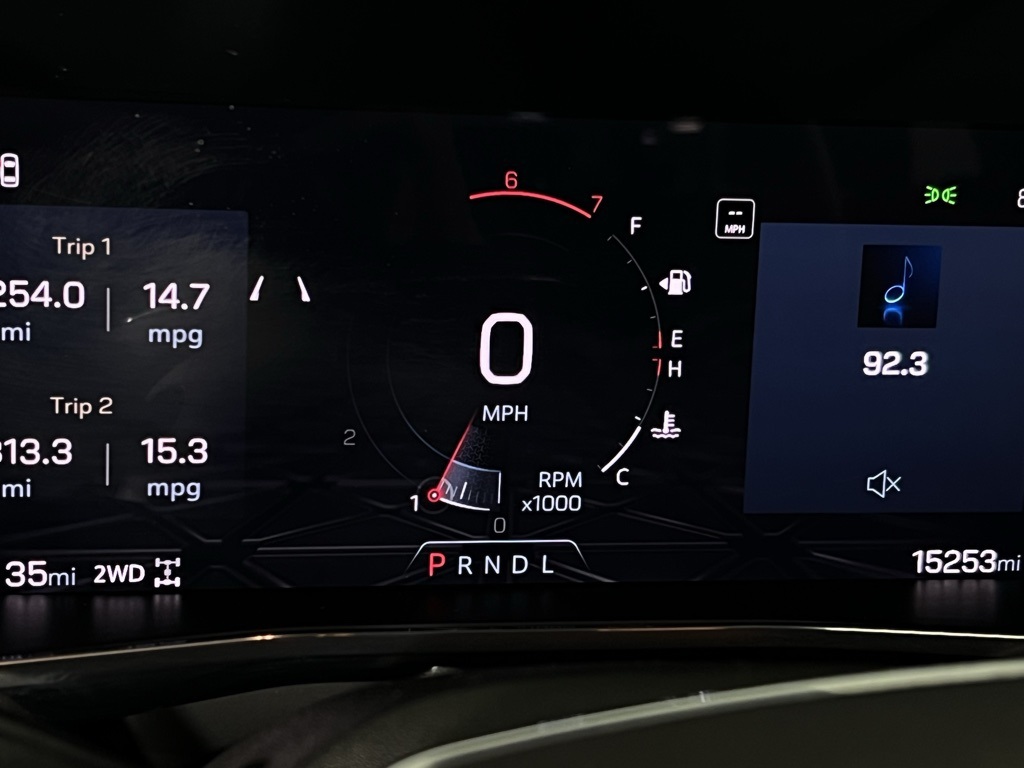 2023 Gmc Canyon Denali photo 12
