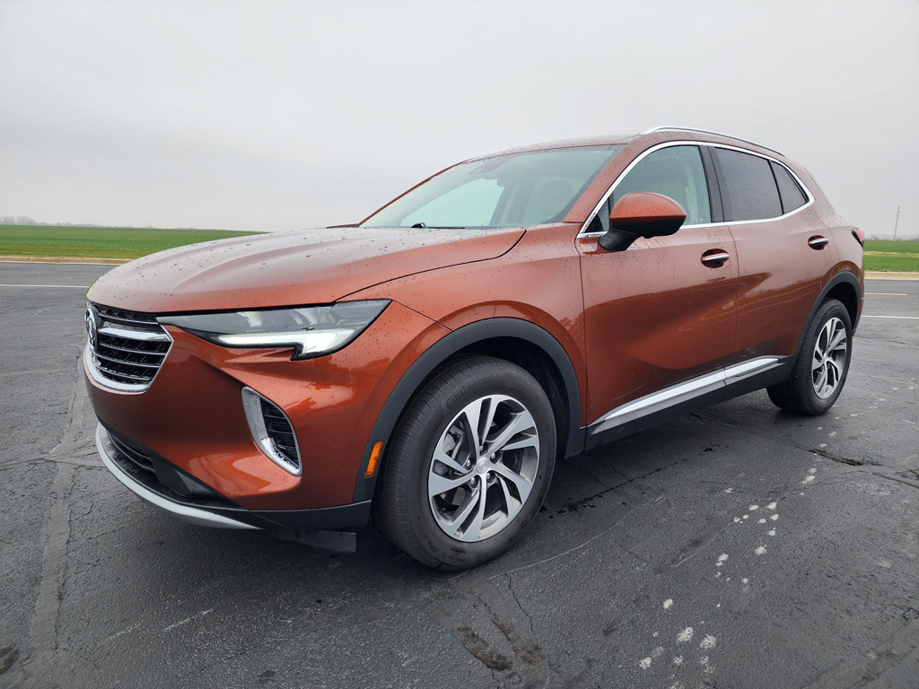 2021 Buick Envision Essence's photo