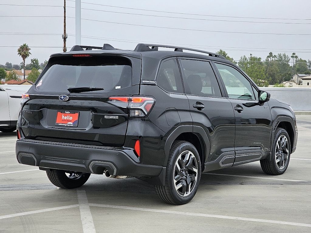 2025 Subaru Forester Limited photo 16