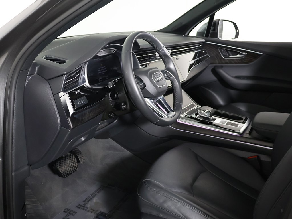 2022 Audi Q7 45 Premium Plus photo 27