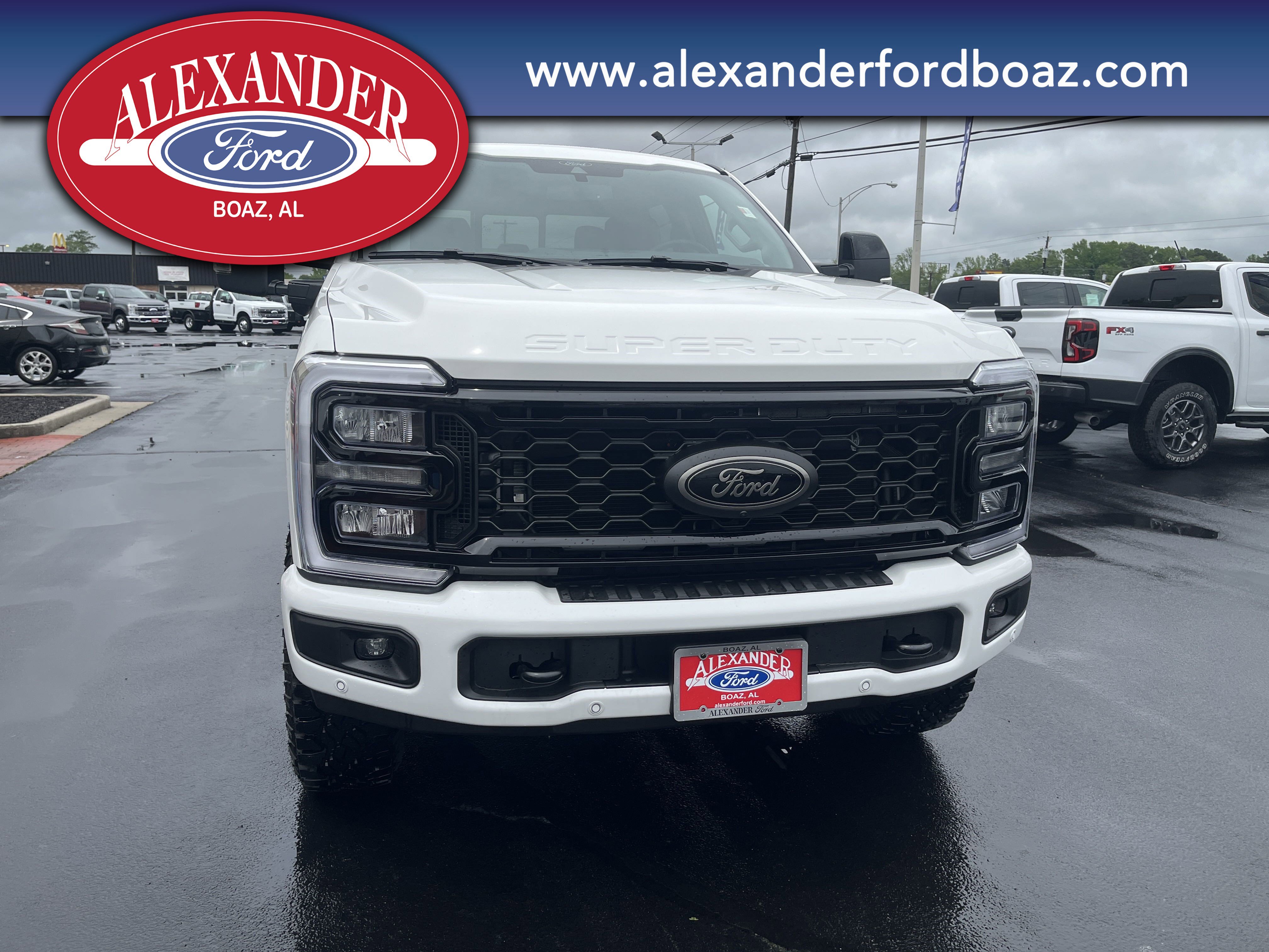 2025 Ford F-250 Lariat photo 4