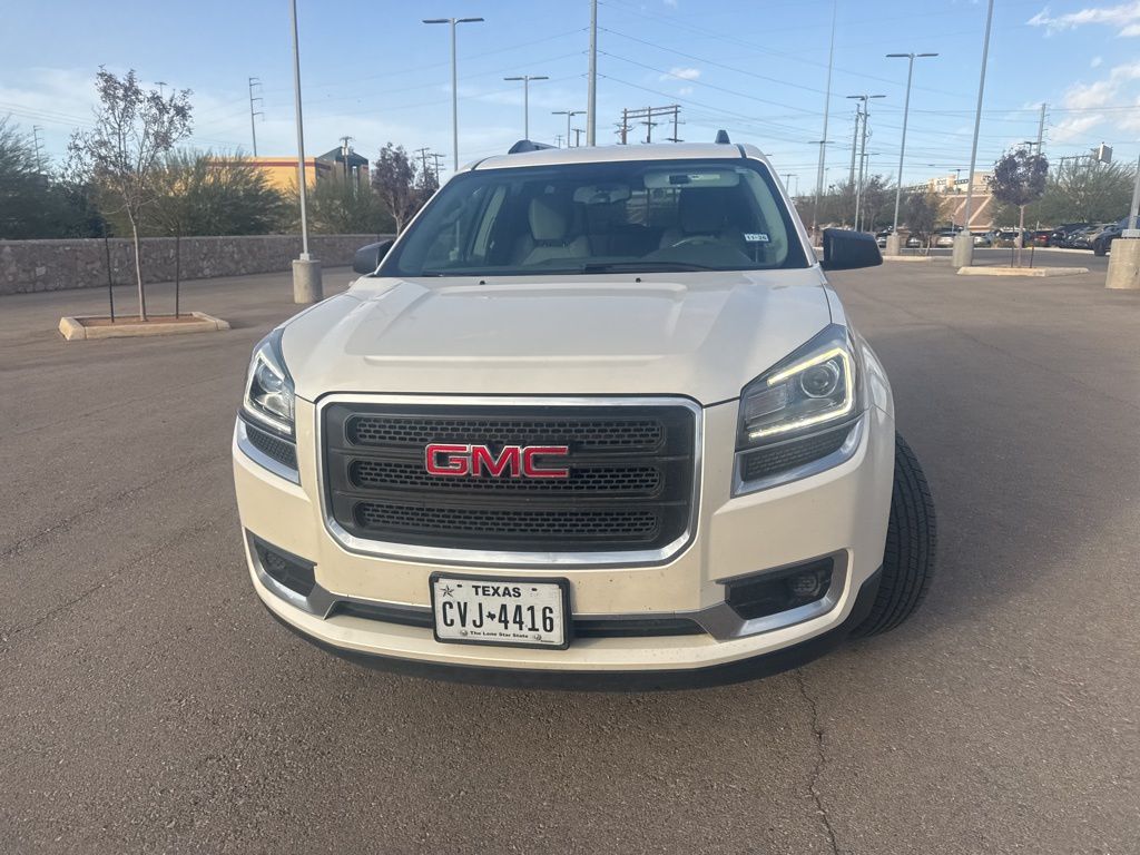 2014 Gmc Acadia SLE photo 3