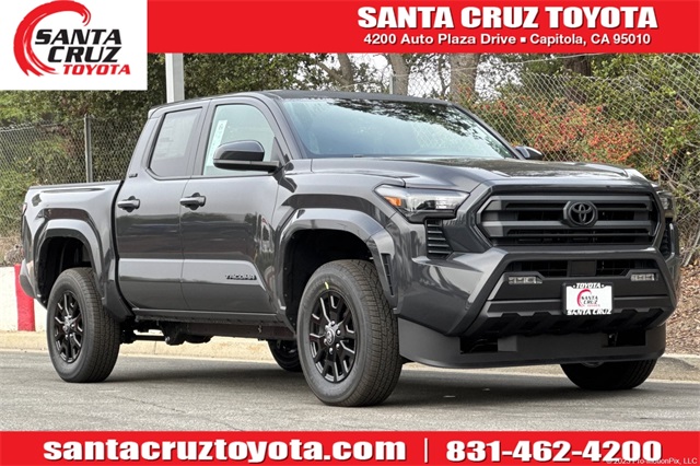 2025 Toyota Tacoma SR5's photo