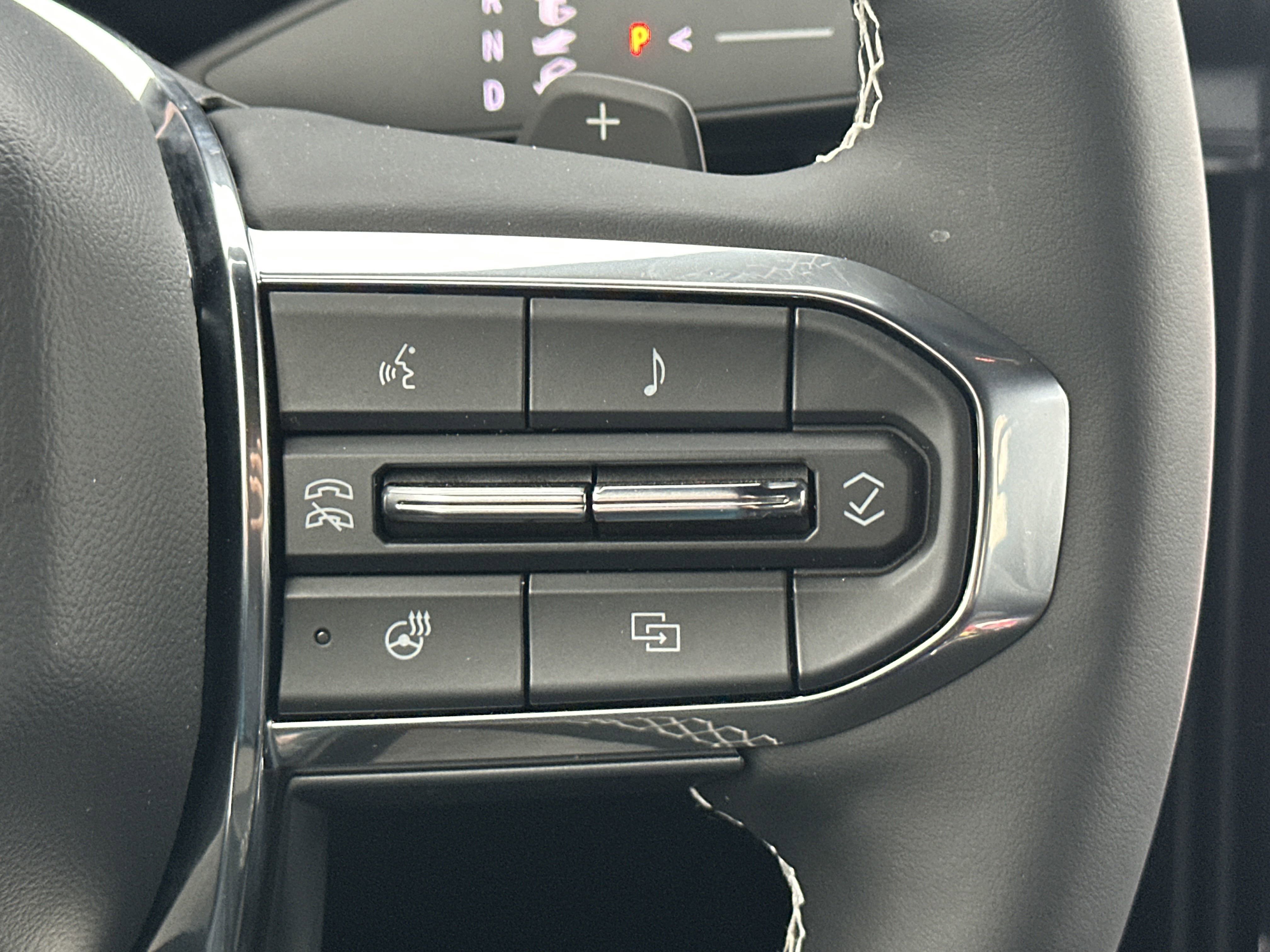 2025 Gmc Acadia Denali photo 6