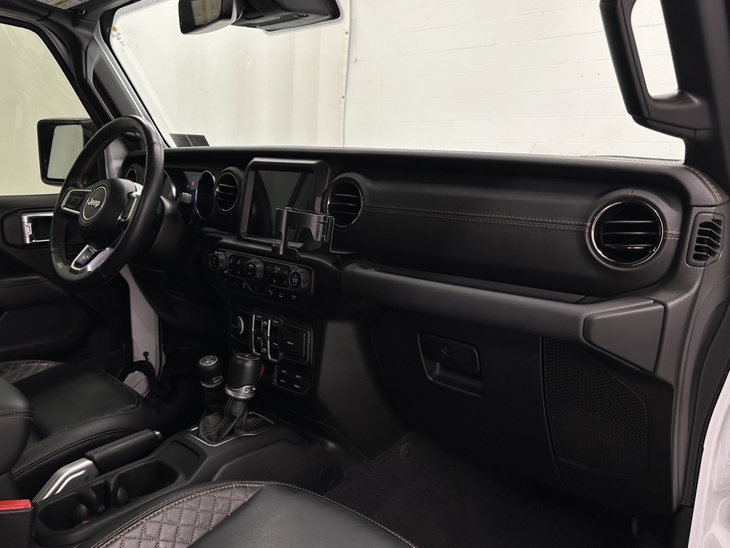 2021 Jeep Wrangler Unlimited Sahara High Altitude 4xe photo 16