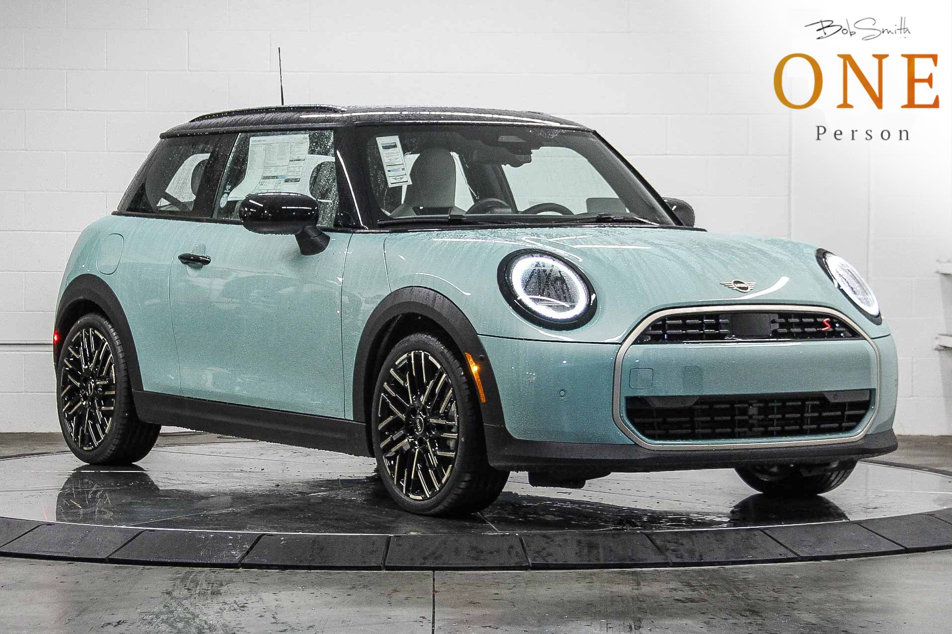 2026 MINI Hardtop 2 Door S's photo