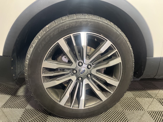 2018 Ford Explorer Platinum photo 3