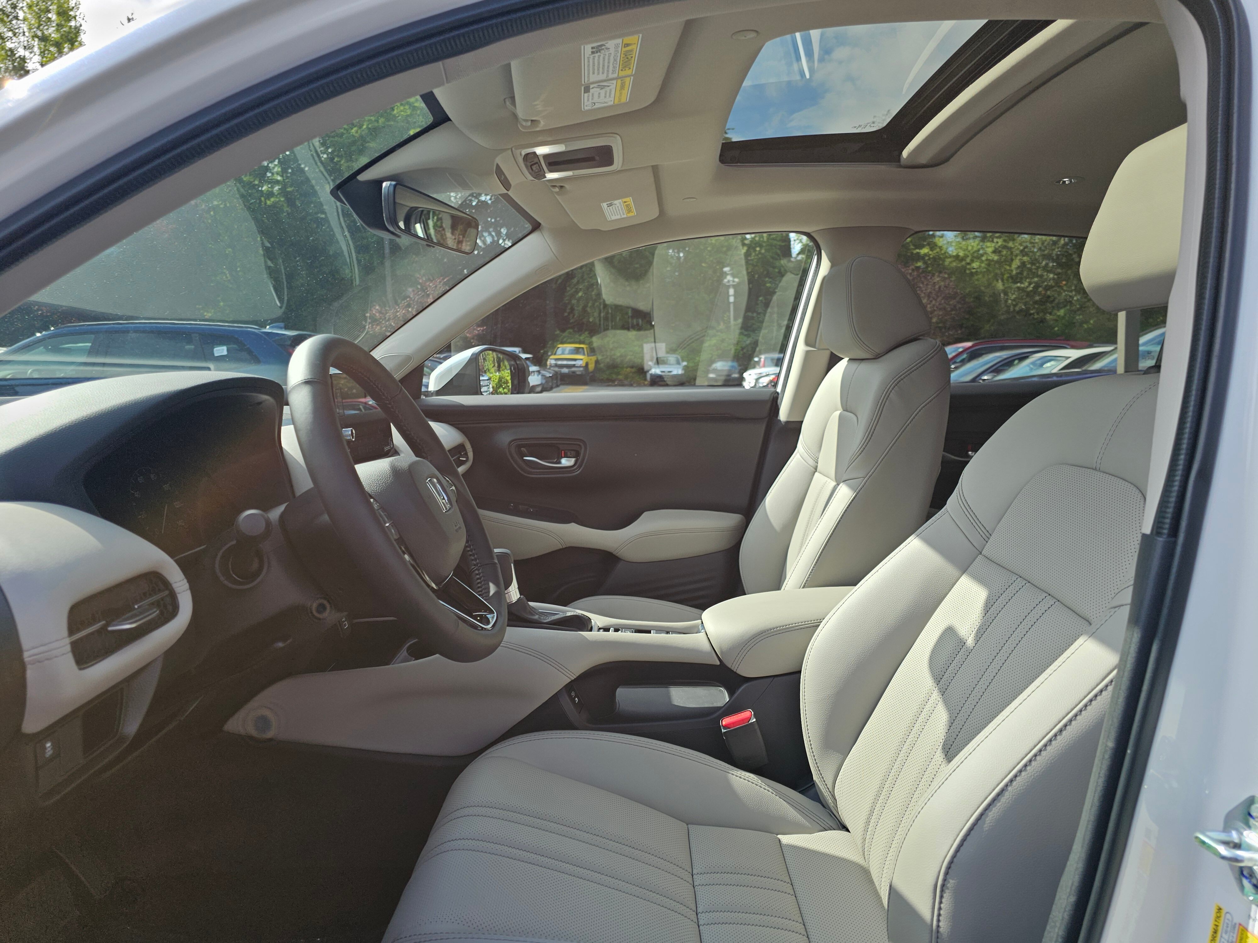 2025 Honda HR-V EX-L photo 10