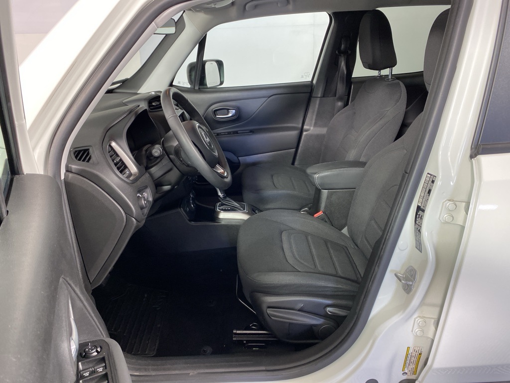 2022 Jeep Renegade Latitude photo 4