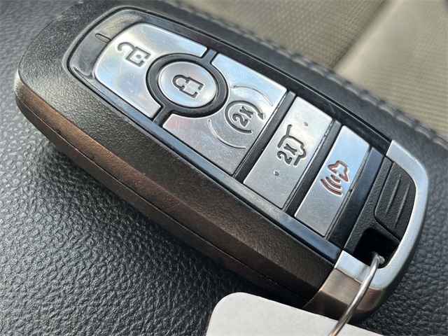 2021 Ford Escape Hybrid SEL photo 35