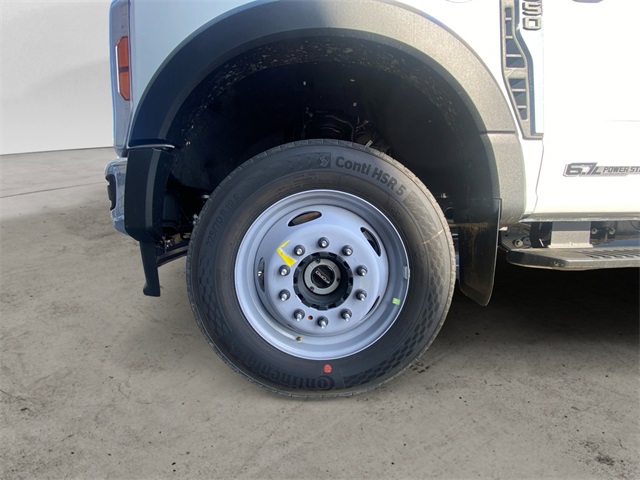 2024 Ford F-550 photo 13