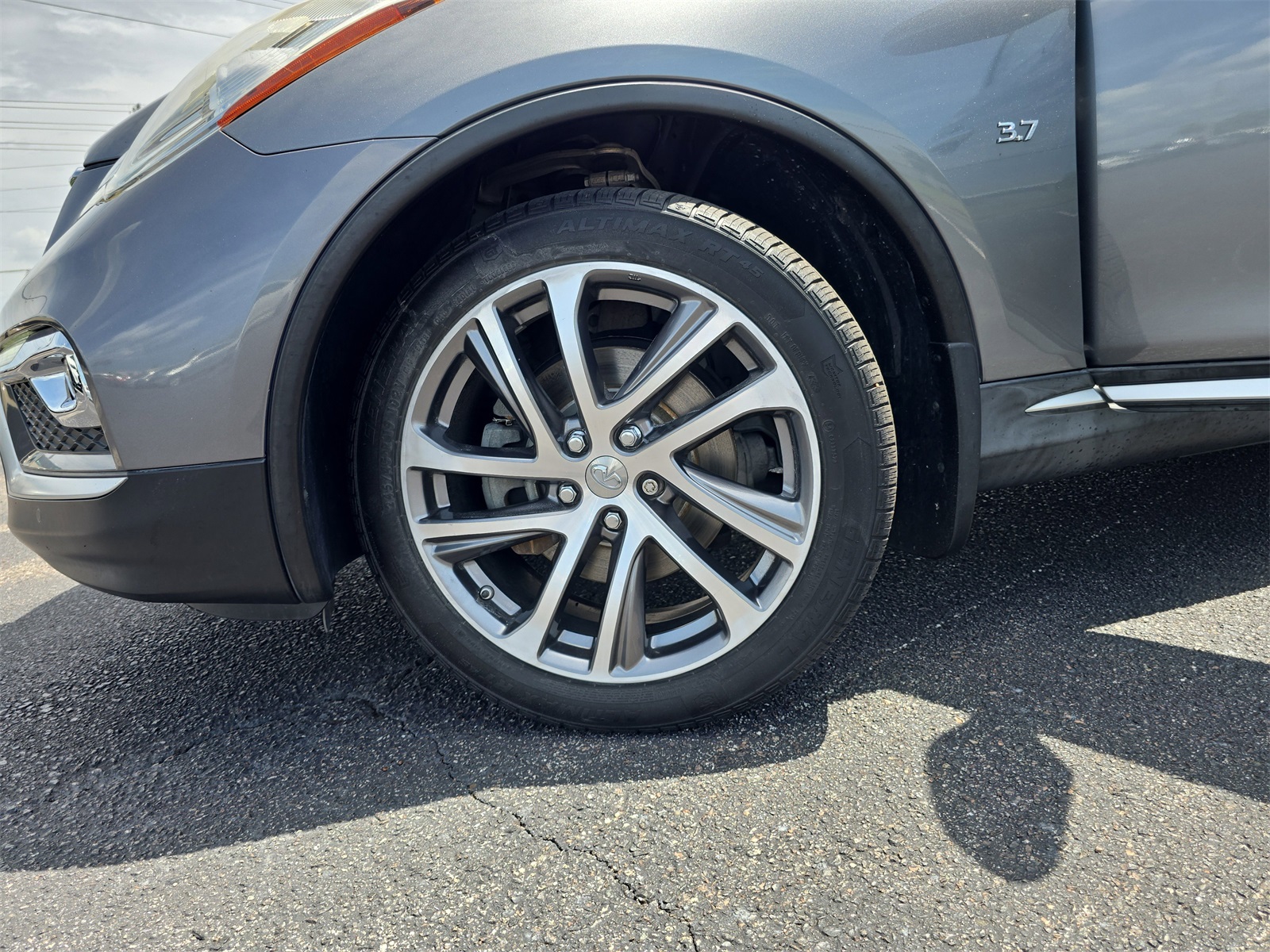 2017 Infiniti QX50 Base photo 30