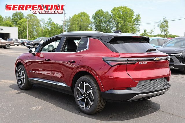 2025 Chevrolet Equinox EV 1LT photo 4