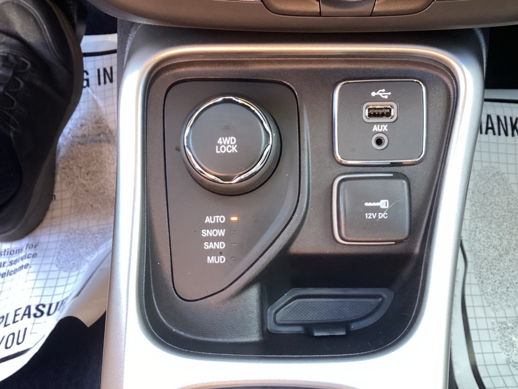 2019 Jeep Compass Latitude photo 16