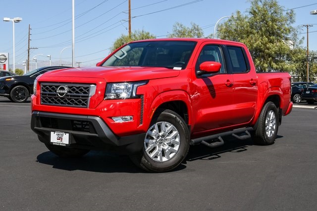 2022 Nissan Frontier SV's photo
