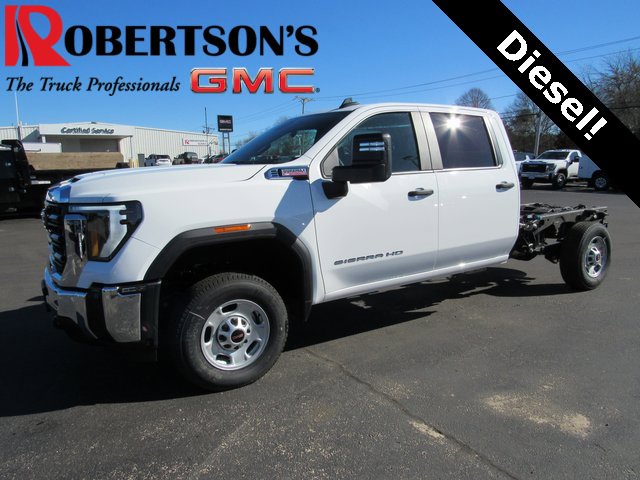 2025 GMC Sierra 2500HD Pro's photo