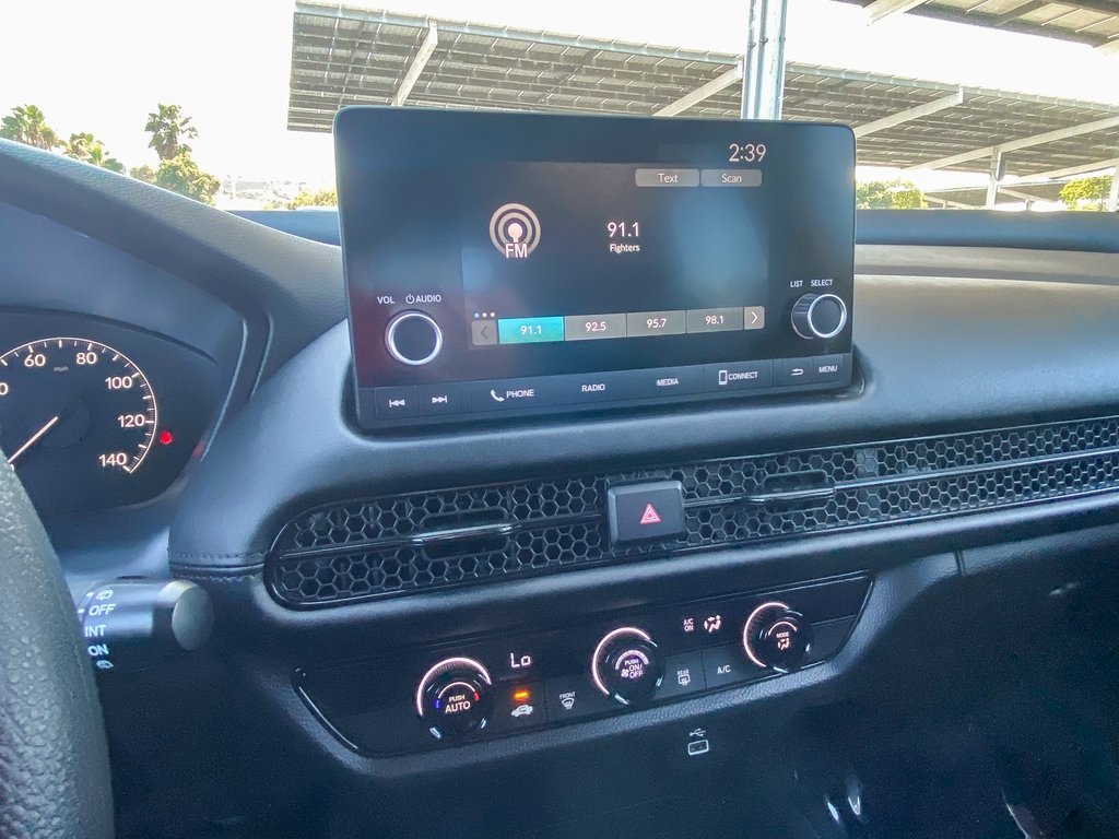 2025 Honda HR-V LX photo 22