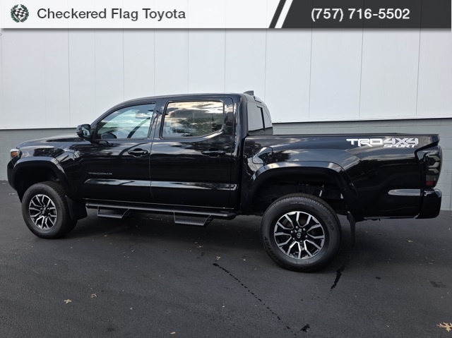 2020 Toyota Tacoma TRD Sport photo 4