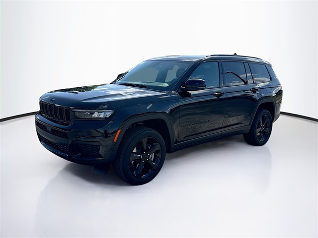 2025 Jeep Grand Cherokee Altitude X photo 3