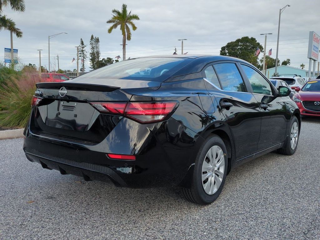 2025 Nissan Sentra S photo 4