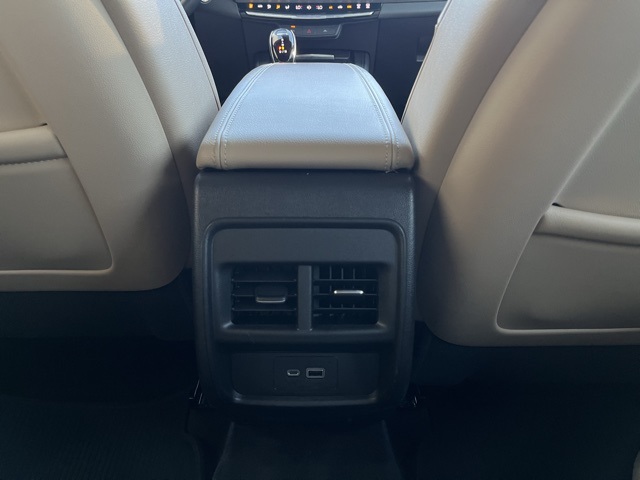 2024 Cadillac XT4 Luxury photo 13