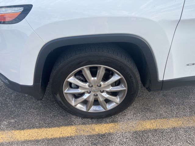 2016 Jeep Cherokee Limited photo 3